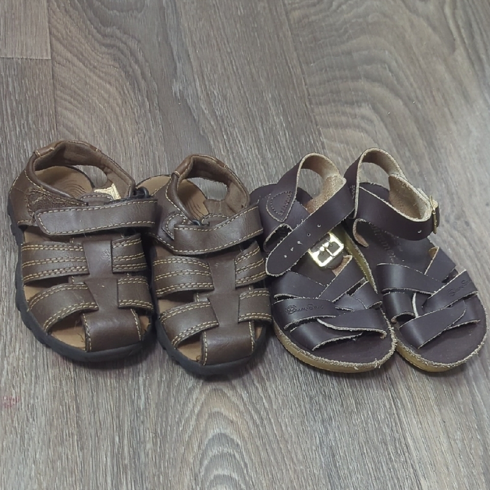 ♥️5/$25 Two Brown Kids Sandals